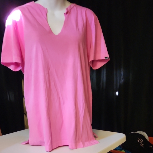 PINK Victoria's Secret Bright Pink Short Sleeve Tee - Picture 1 of 3